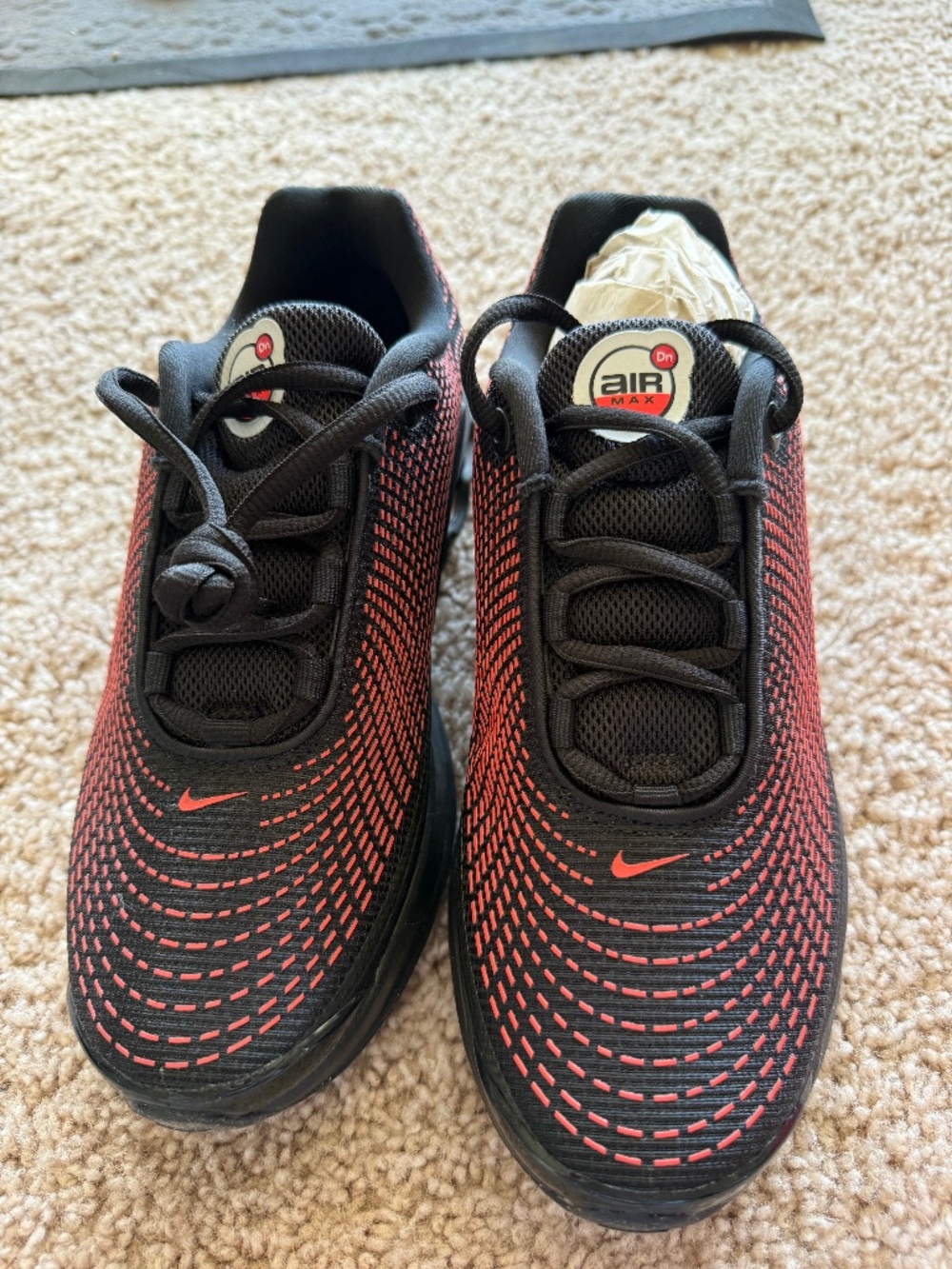 Nike Air Max Dn Black Red Size 5.5Y/7W
